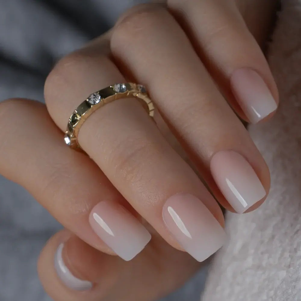 Snaps Press-On Nails